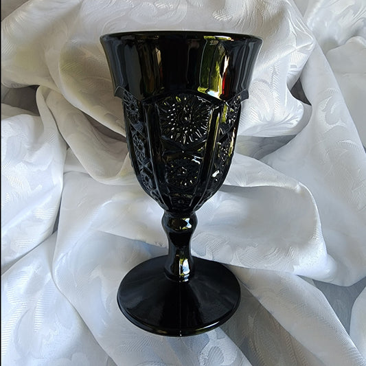 Black Monarch Daisy Goblet