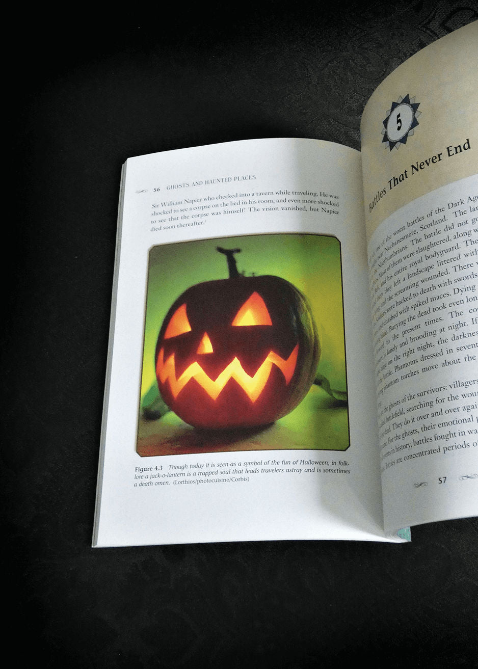 Ghosts and Haunted Places (Mysteries, Legends, and Unexplained Phenomena)