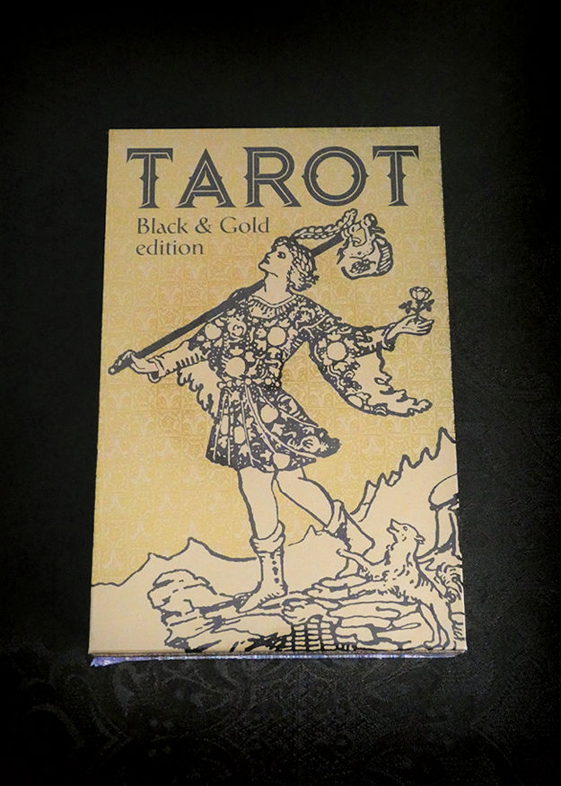 Tarot Black & Gold Edition