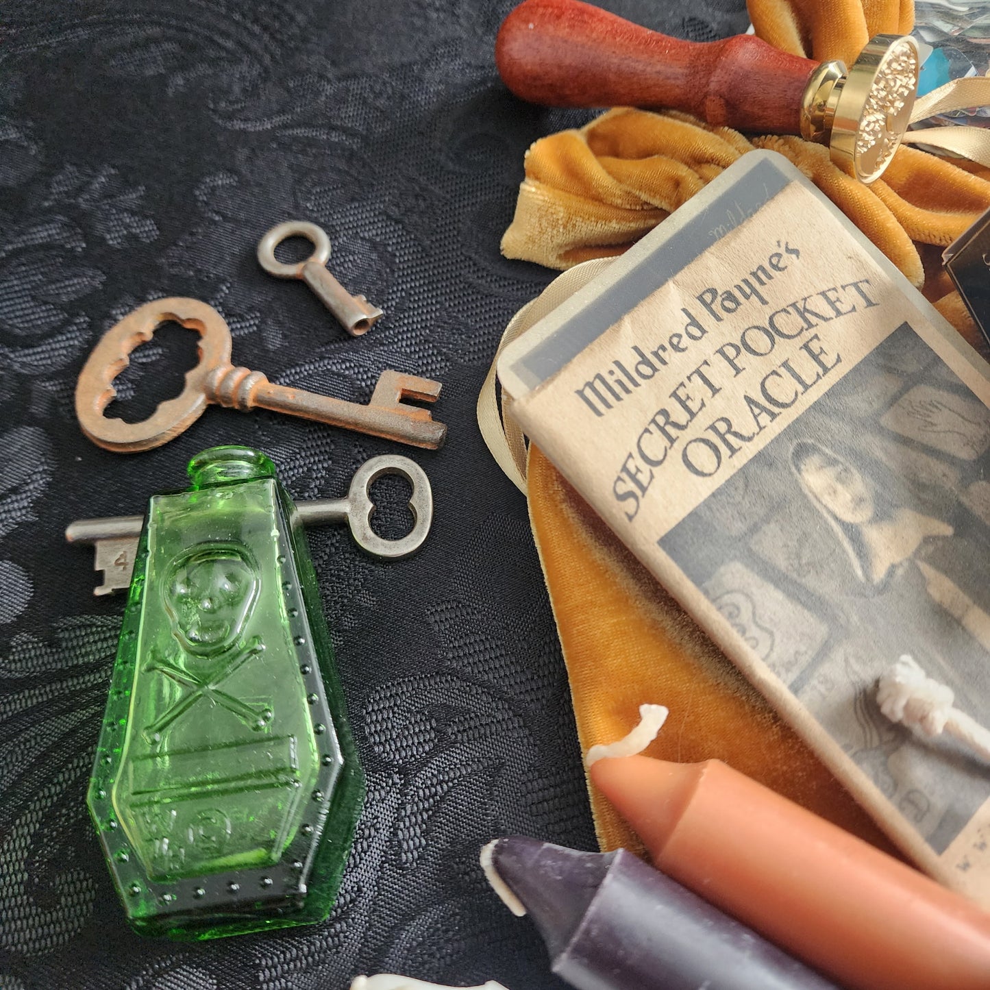 Whispers of the Earth Tree Box