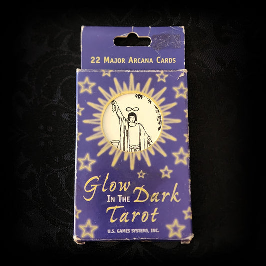 Glow In The Dark Tarot: 22 Major Arcana Cards First Edition