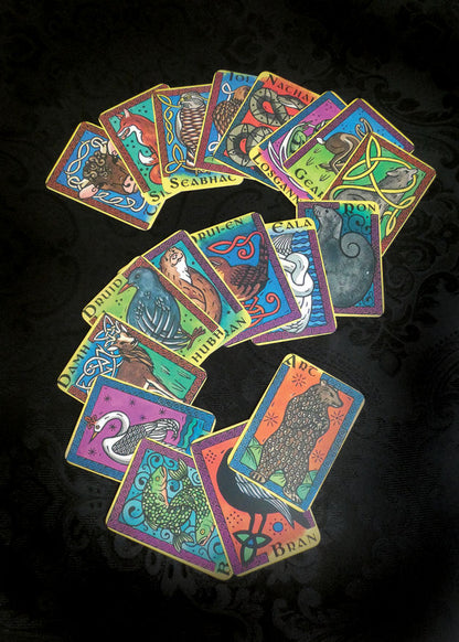 Livre et cartes de l'oracle celtique