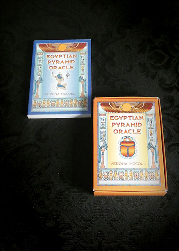 Egyptian Pyramid Oracle