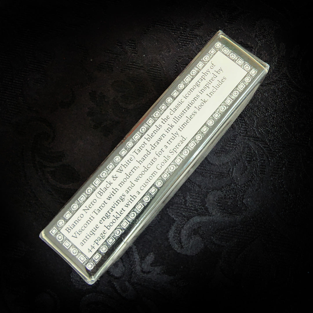 Bianco Nero Tarot