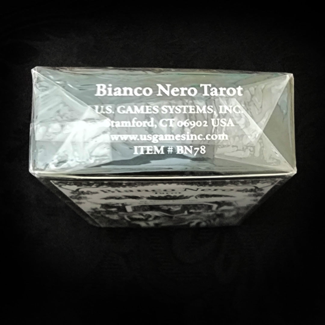 Bianco Nero Tarot