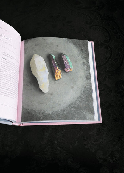 Crystals: The Modern Guide to Crystal Healing