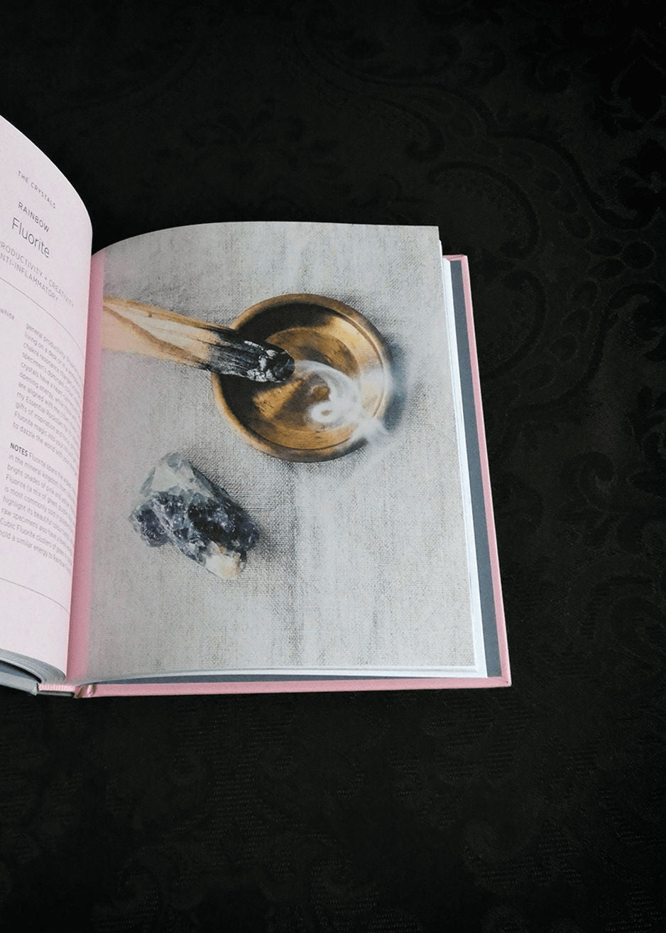 Crystals: The Modern Guide to Crystal Healing