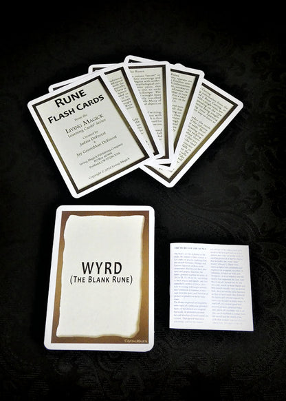 Série de cartes pédagogiques Living Magick Cartes pédagogiques sur les runes