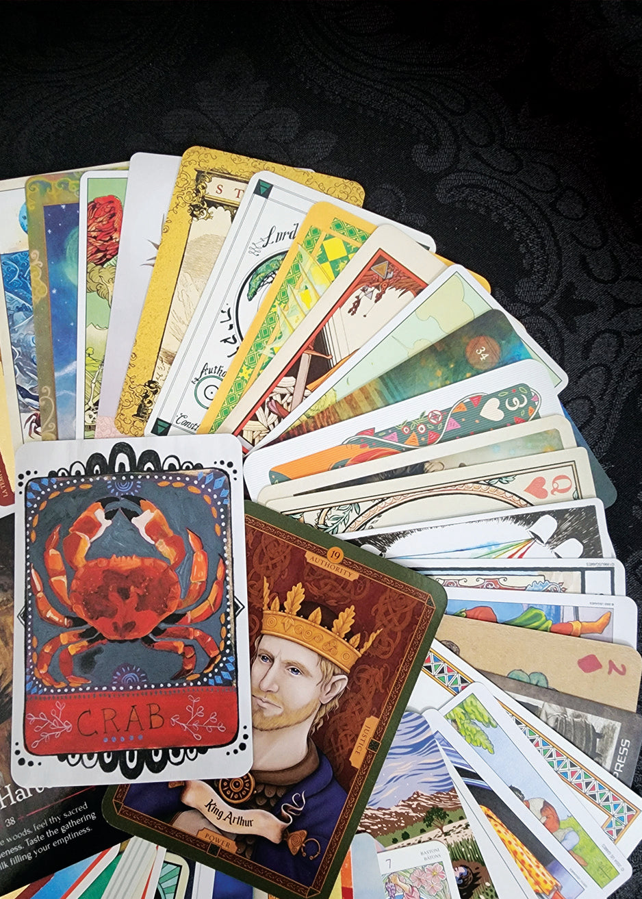 Mixed Tarot and Oracle Card Collection Red Velvet 50 Cards