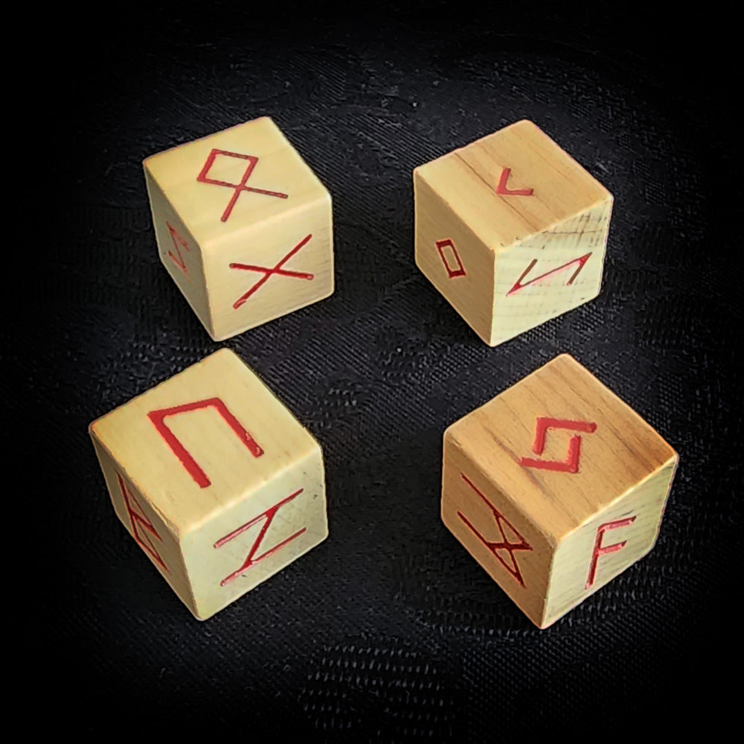 Power of the Runes : A Complete Kit for Divination